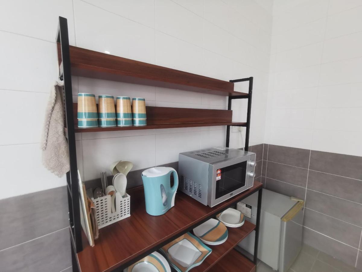 Oyo Homes 90524 D'J Pegaso Serom Homestay Muar Exterior foto